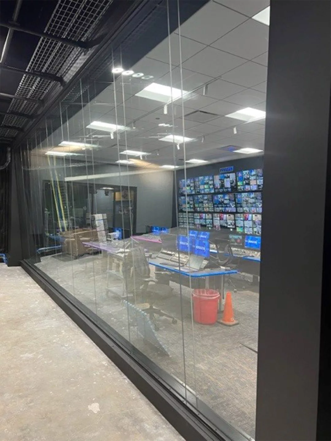 Window System Prevents Noise from Disrupting Local Studio