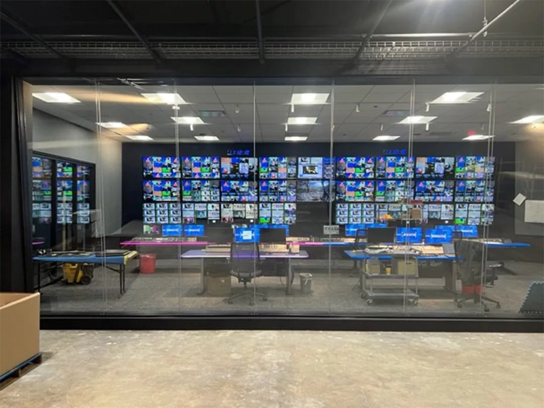 Window System Prevents Noise from Disrupting Local Studio Window System Prevents Noise from Disrupting Local Studio